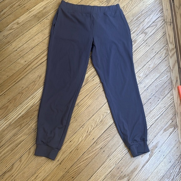 Fabletics Dark Purple Athletic Joggers Women’s M - Picture 1 of 7